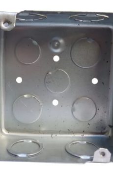 CAJA CHAPA EMBUTIR CUADRADA 10X10 ALUMINIZADA *9 DE JULIO*